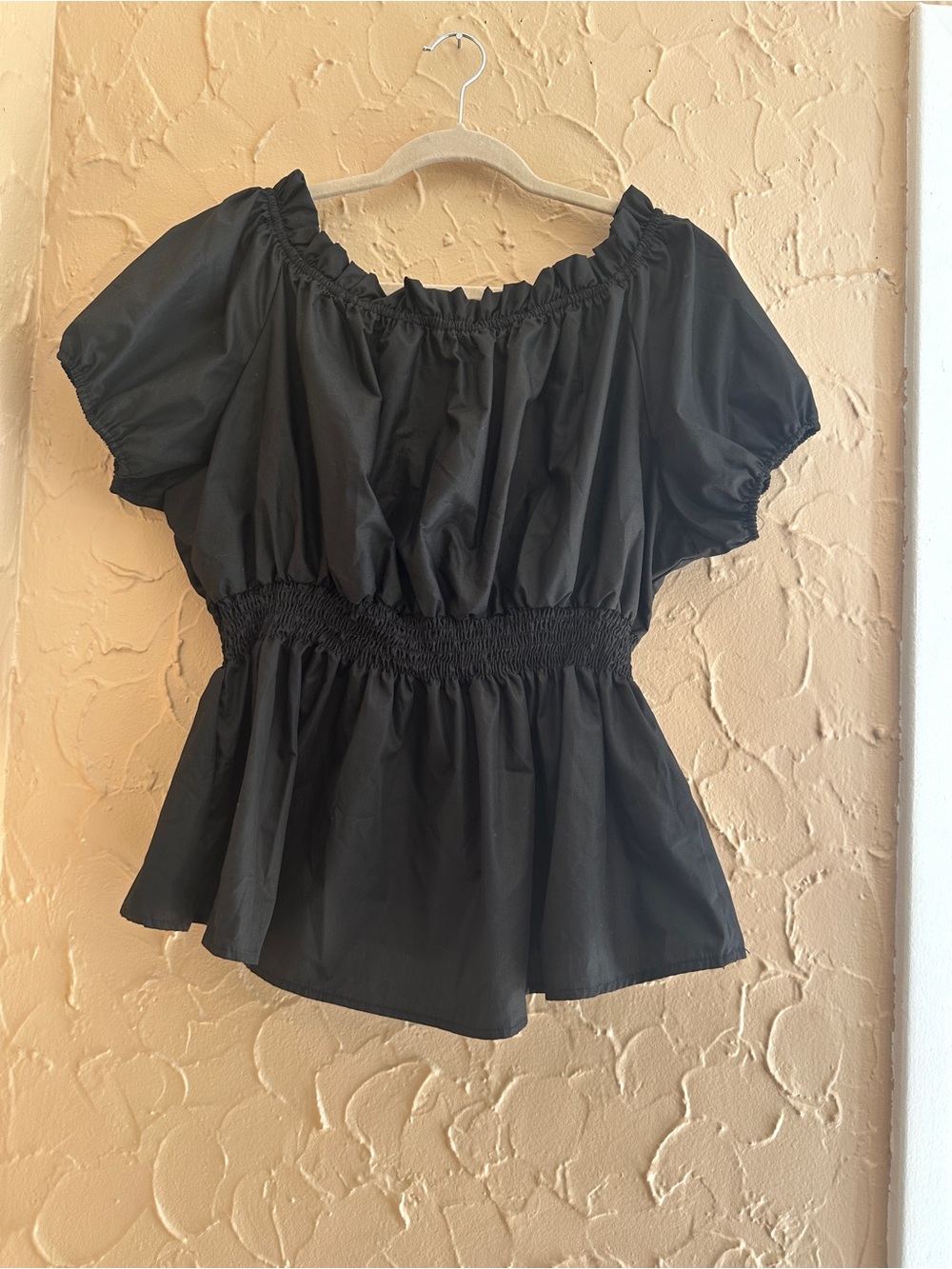 Source Unknown Black Puff Sleeve Smocked Waist Top
